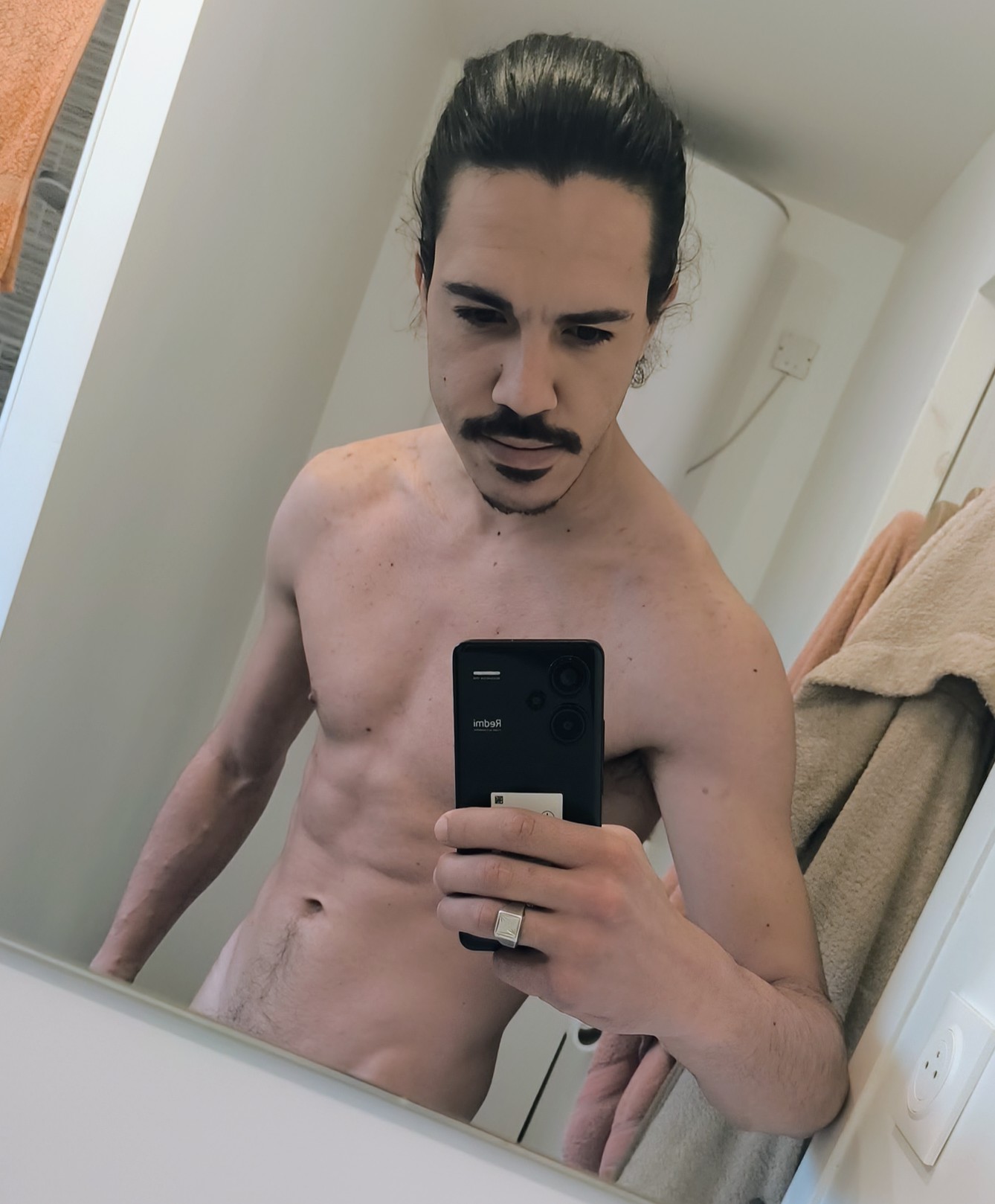 Profil de Leart, 31 ans, Plan Cul à Douar Khadaid