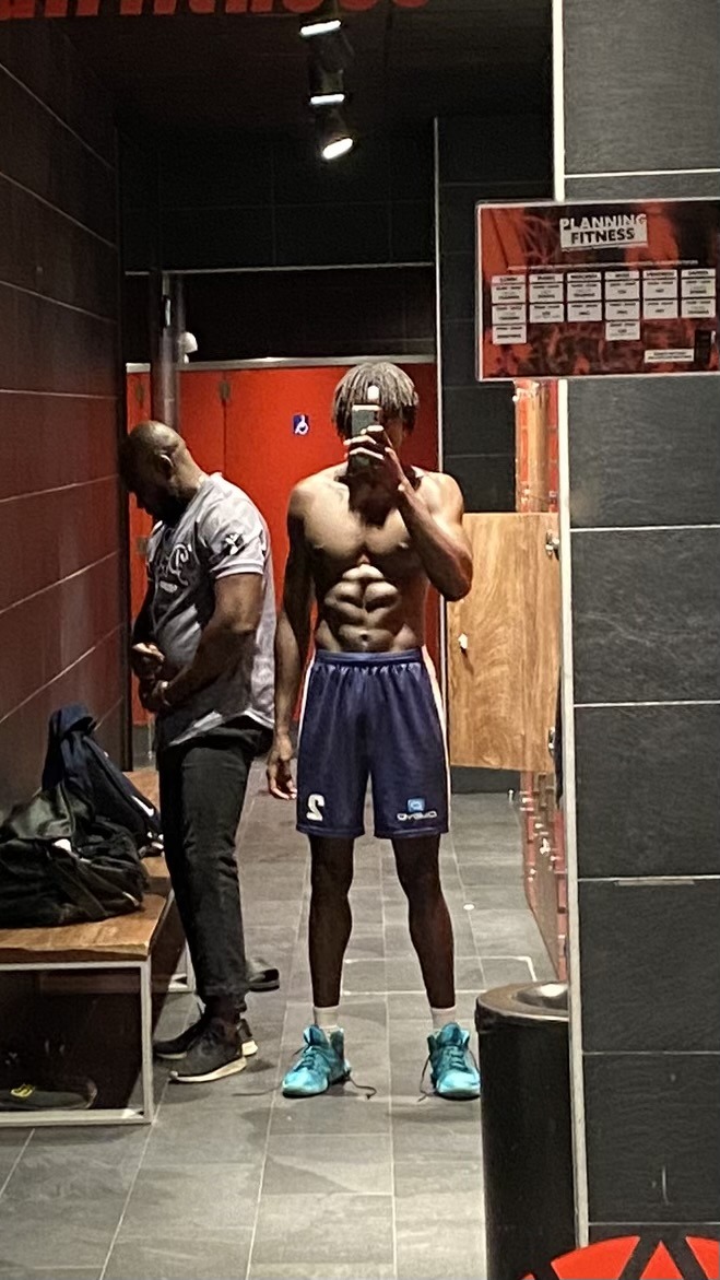 Profil de Valmont, 28 ans, Plan Cul à Brahim el Ali
