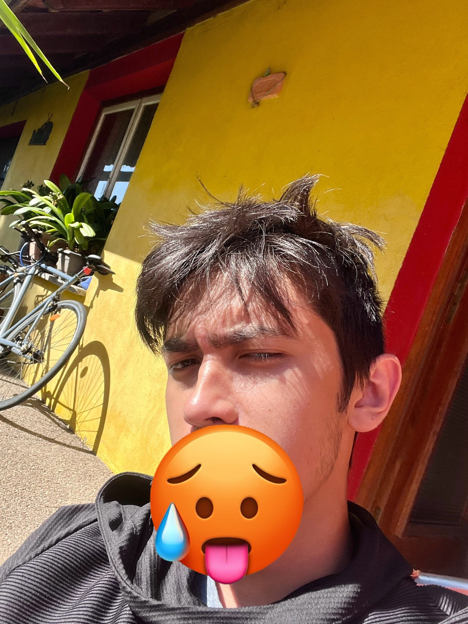 Profil de Alaeddine, 18 ans, Plan Cul à Bled Mendesse