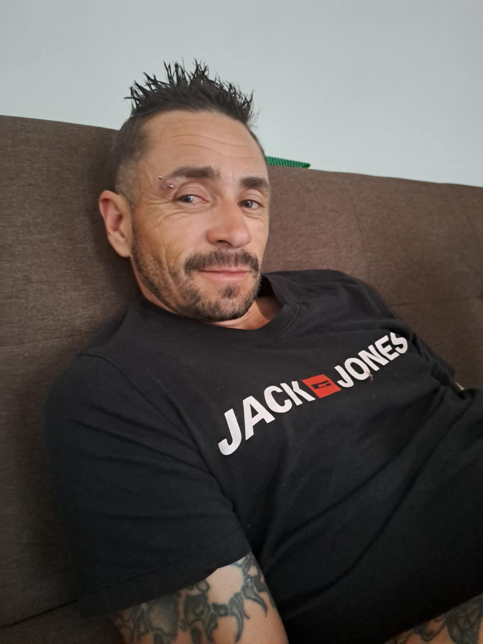 Profil de Adil, 40 ans, Plan Cul à Guenzet