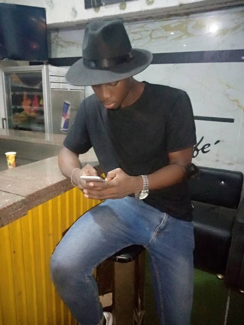 Profil de Vince, 28 ans, Plan Cul à Oued Bagrat