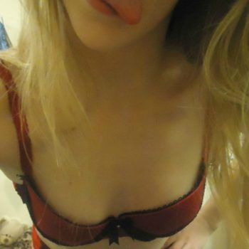 Profil de Helga, 25 ans, Plan Cul à Aïn Tissemlane
